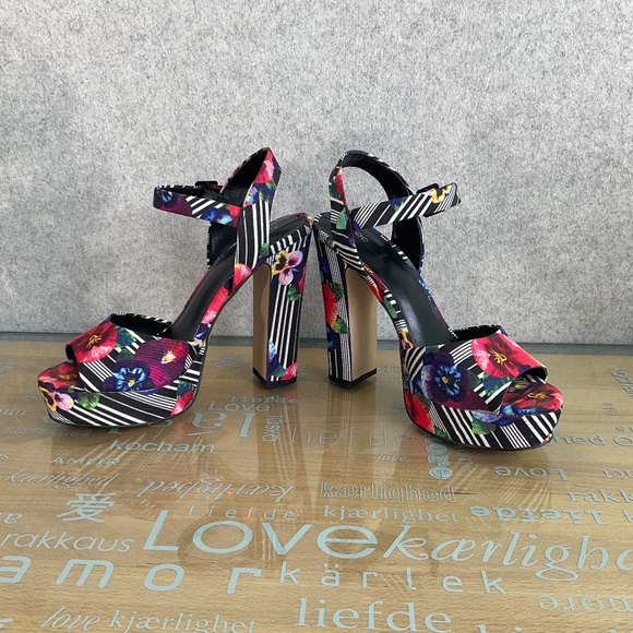 ALDO Floral & Stripe Platform Sandals 8 - Picture 3 of 5